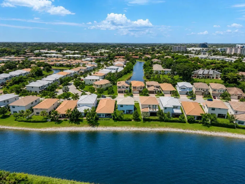 9013 NW 39th Street Coral Springs FL 33065