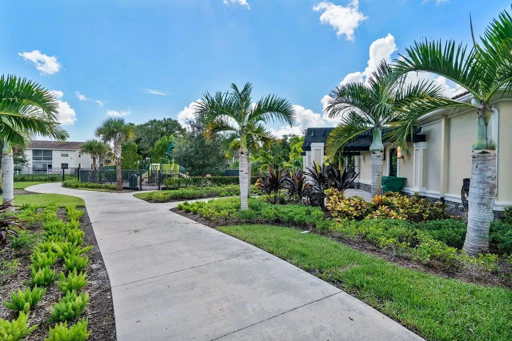 9013 NW 39th Street Coral Springs FL 33065