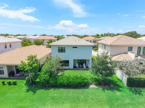 9013 NW 39th Street Coral Springs FL 33065