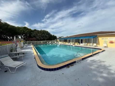 4810 NW 50th Court Tamarac FL 33319