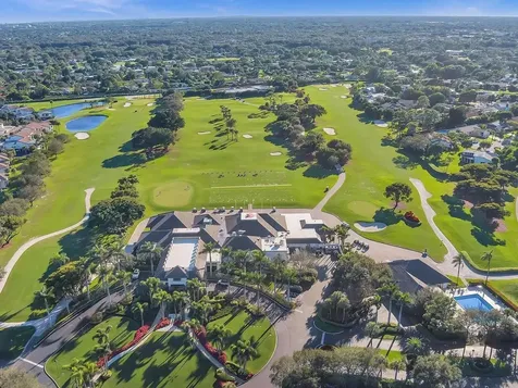 4989 Pineview Circle Delray Beach FL 33445