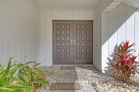4989 Pineview Circle Delray Beach FL 33445