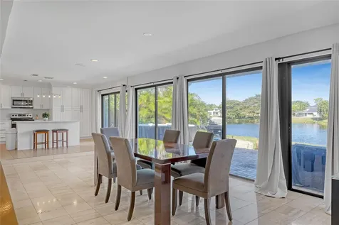 4989 Pineview Circle Delray Beach FL 33445