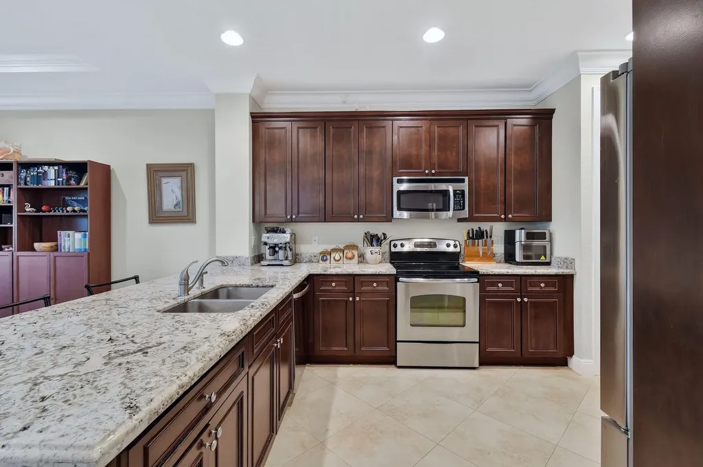 4624 Cadiz Circle Palm Beach Gardens FL 33418
