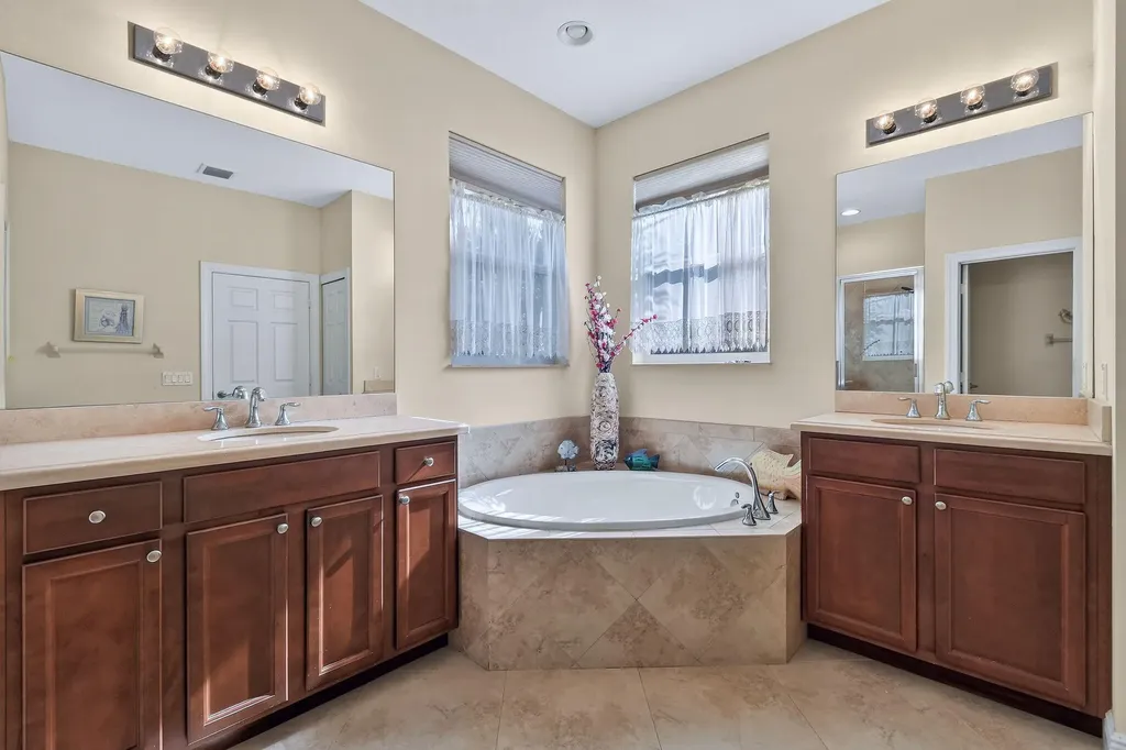4624 Cadiz Circle Palm Beach Gardens FL 33418