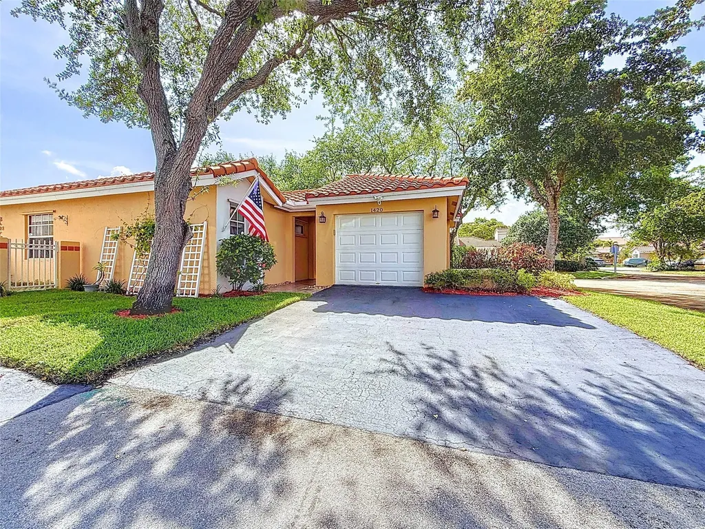 1420 Seagrape Circle Weston FL 33326