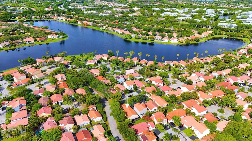 1420 Seagrape Circle Weston FL 33326