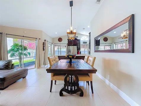 1420 Seagrape Circle Weston FL 33326