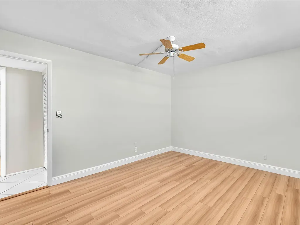 6161 NW 2nd Avenue Boca Raton FL 33487