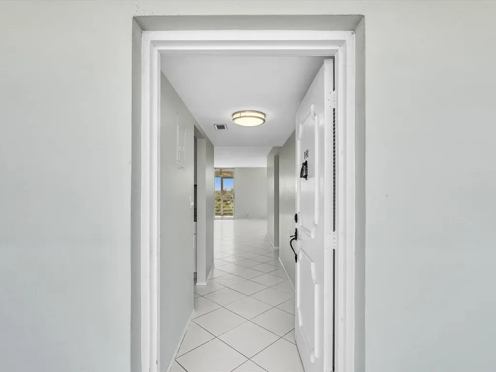 6161 NW 2nd Avenue Boca Raton FL 33487