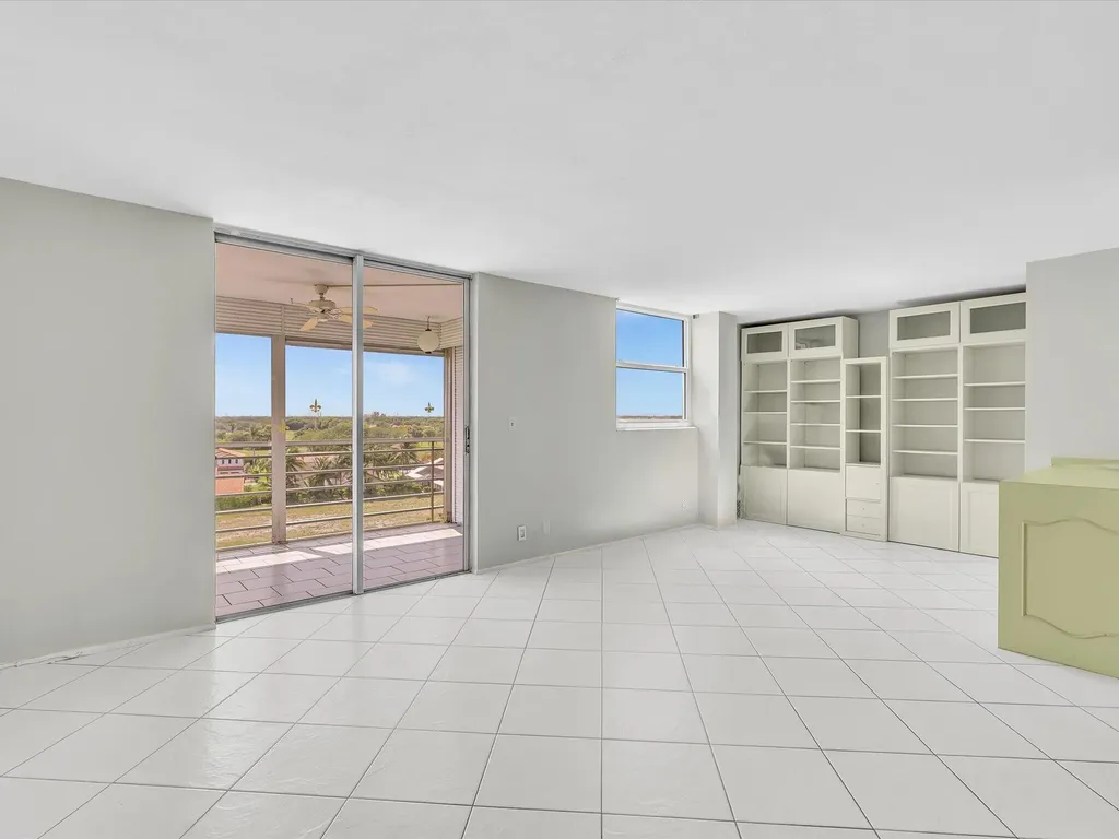 6161 NW 2nd Avenue Boca Raton FL 33487