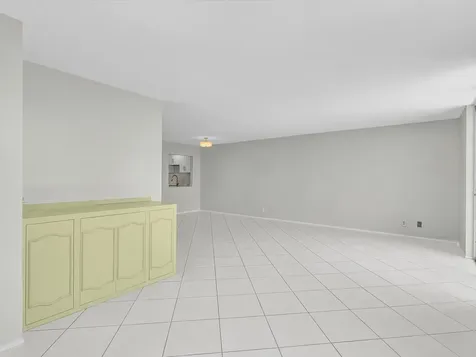 6161 NW 2nd Avenue Boca Raton FL 33487