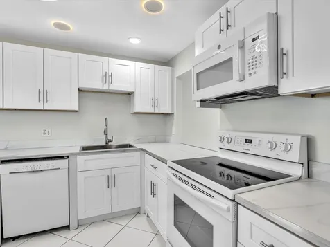 6161 NW 2nd Avenue Boca Raton FL 33487