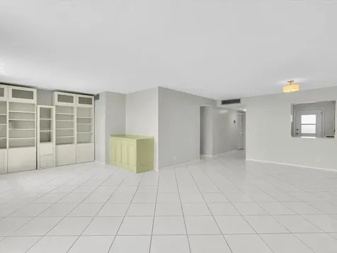6161 NW 2nd Avenue Boca Raton FL 33487