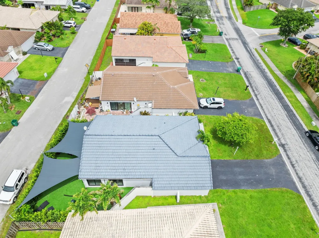 15121 S Waterford Drive Davie FL 33331