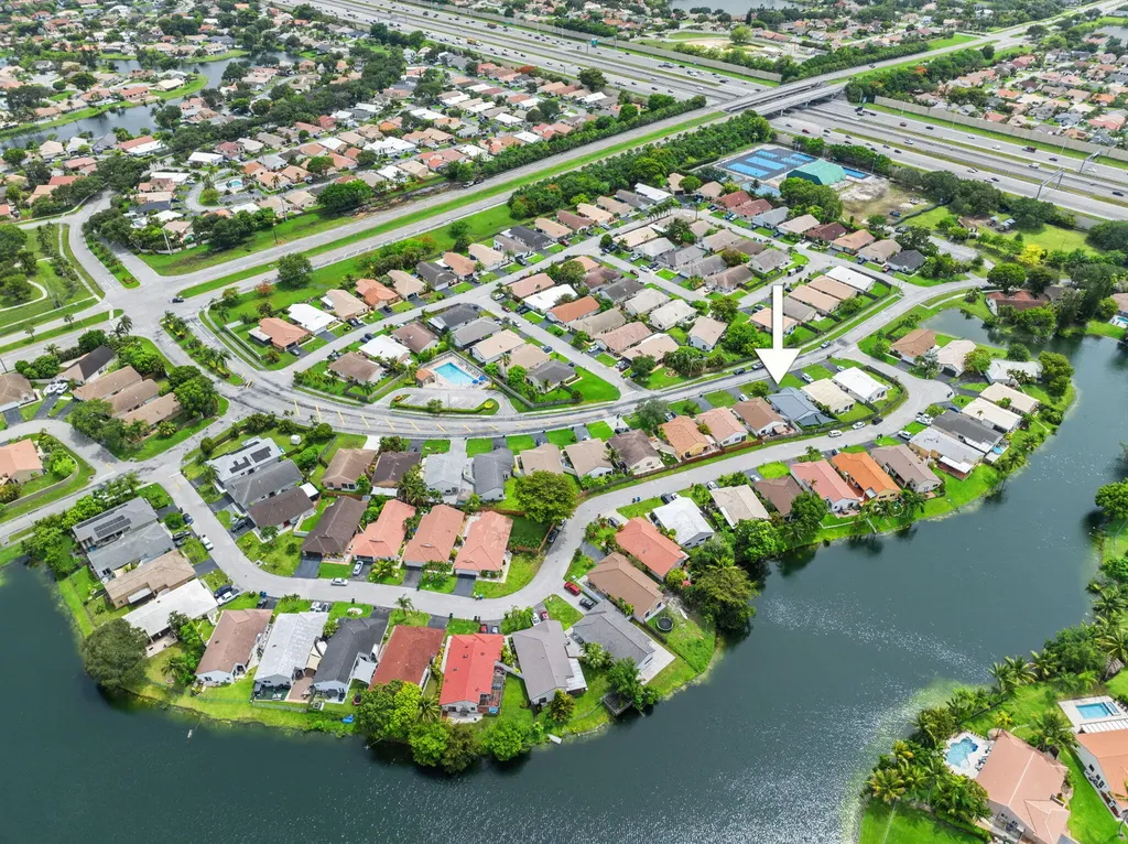 15121 S Waterford Drive Davie FL 33331