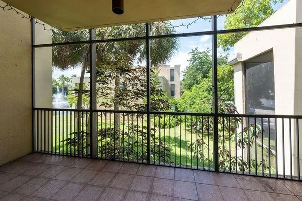 8701 SW 30th Street Davie FL 33328