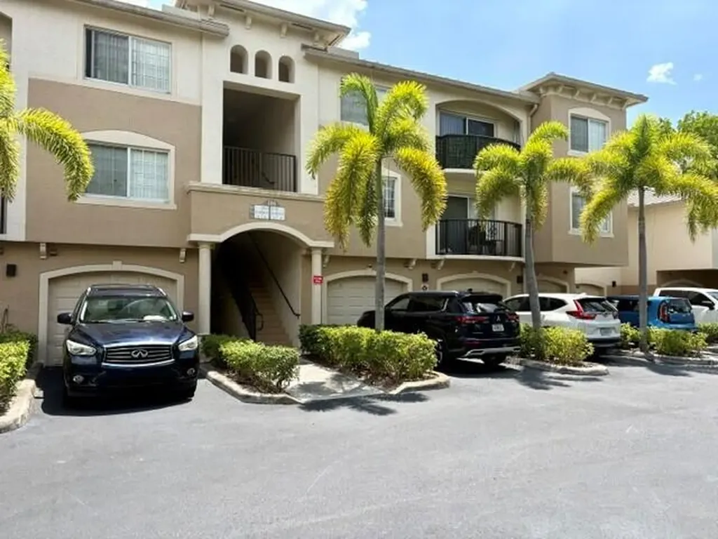 100 Crestwood Court N Royal Palm Beach FL 33411