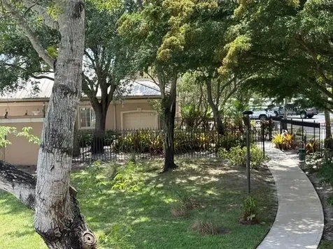 100 Crestwood Court N Royal Palm Beach FL 33411