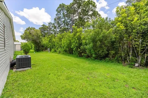 202 Sandy Bottom Place Fort Pierce FL 34982