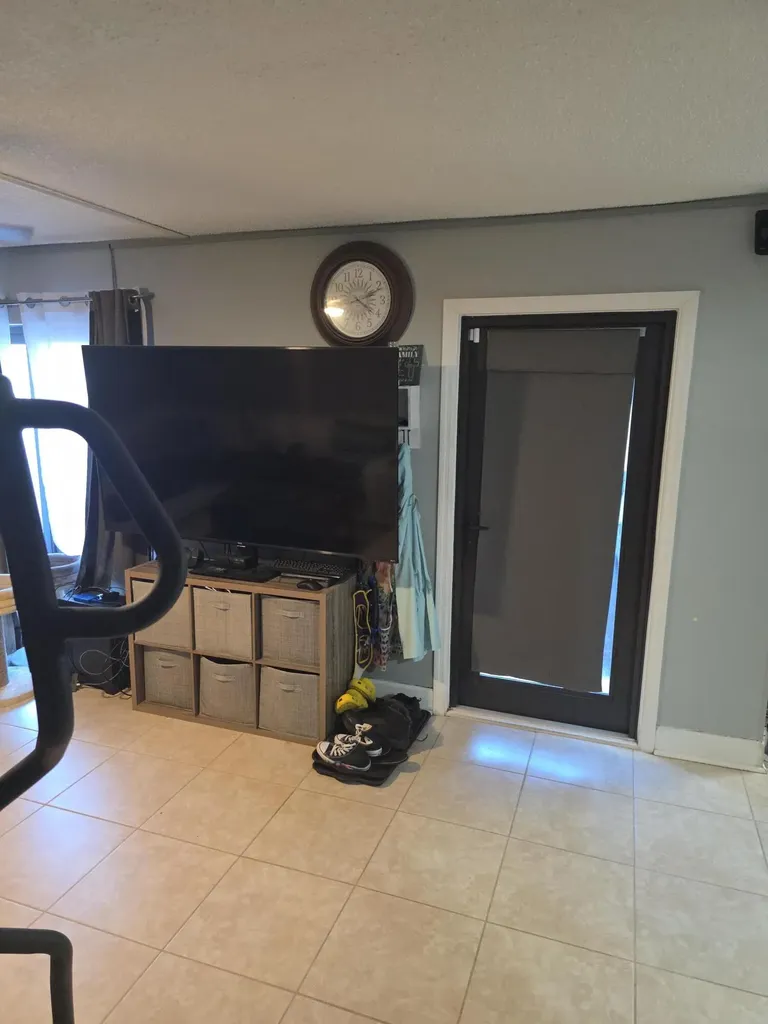 2164 White Pine Circle Greenacres FL 33415