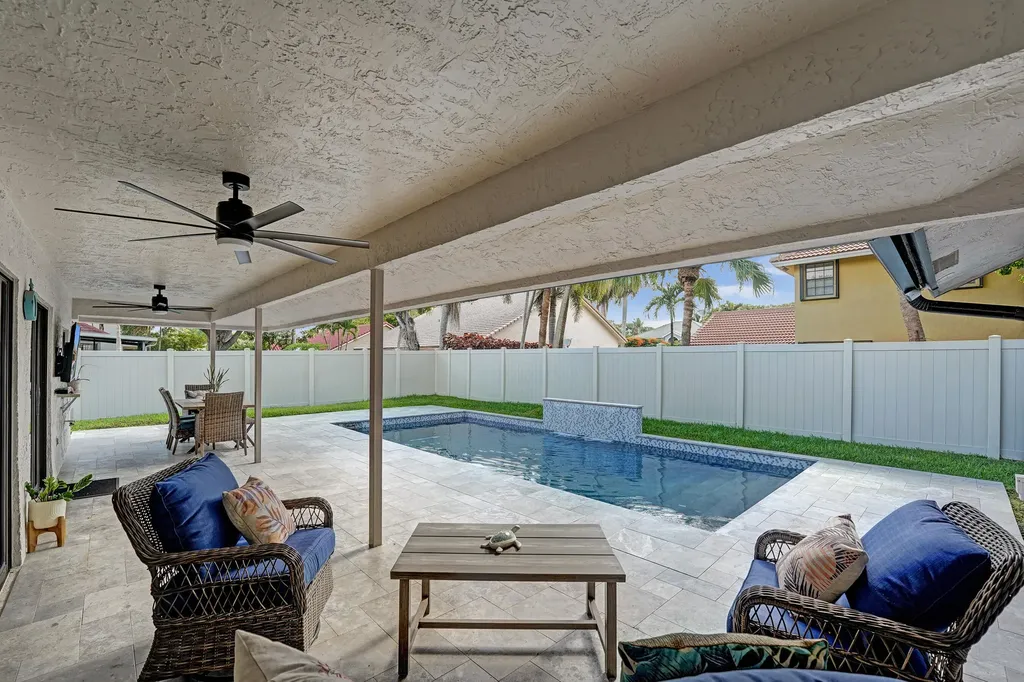 800 Blue Ridge Way Davie FL 33325