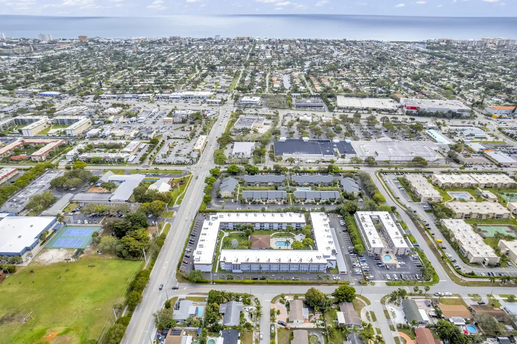 400 SE 10th Street Deerfield Beach FL 33441