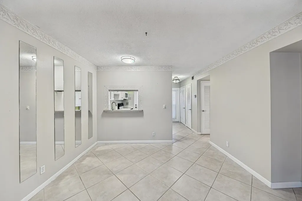 400 SE 10th Street Deerfield Beach FL 33441