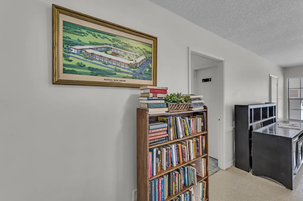 400 SE 10th Street Deerfield Beach FL 33441