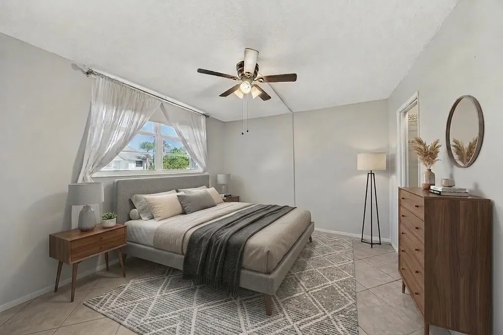 400 SE 10th Street Deerfield Beach FL 33441