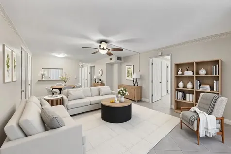 400 SE 10th Street Deerfield Beach FL 33441