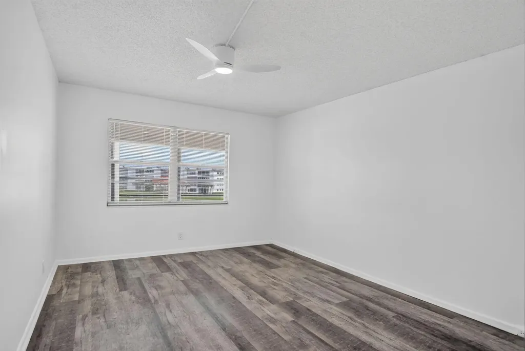 3045 Cornwall C Boca Raton FL 33434