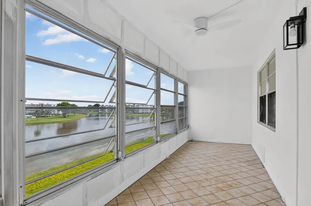 3045 Cornwall C Boca Raton FL 33434