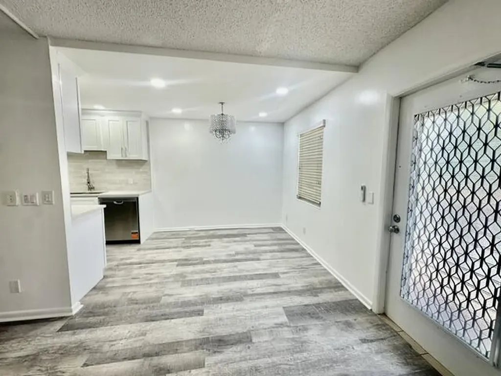 3045 Cornwall C Boca Raton FL 33434