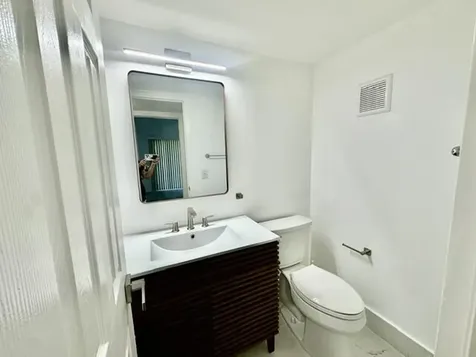 3045 Cornwall C Boca Raton FL 33434