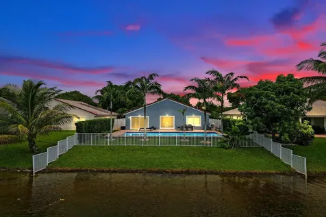14420 NW 16th Street Pembroke Pines FL 33028