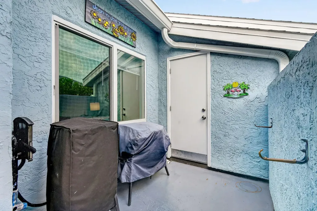 1646 SE Green Acres Circle Port St Lucie FL 34952