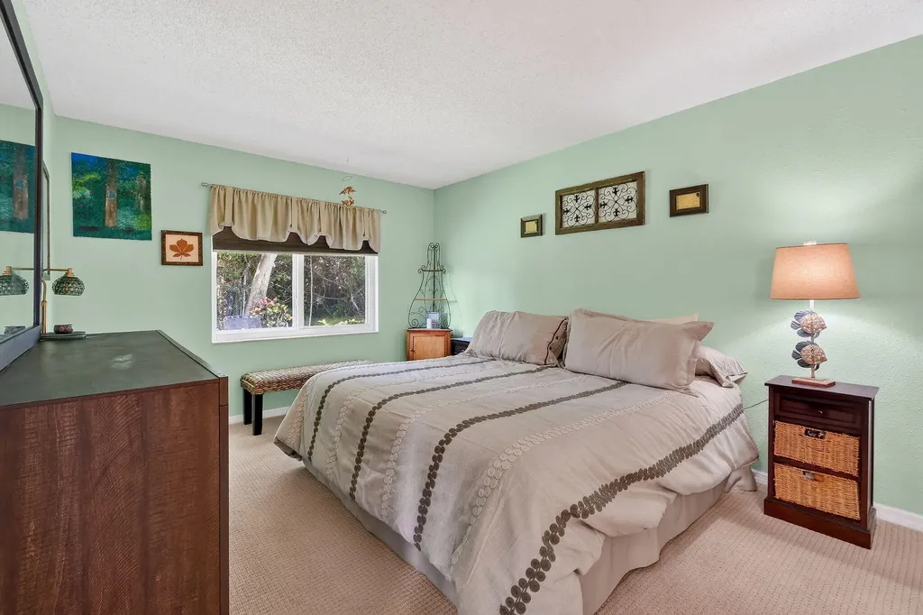 1646 SE Green Acres Circle Port St Lucie FL 34952