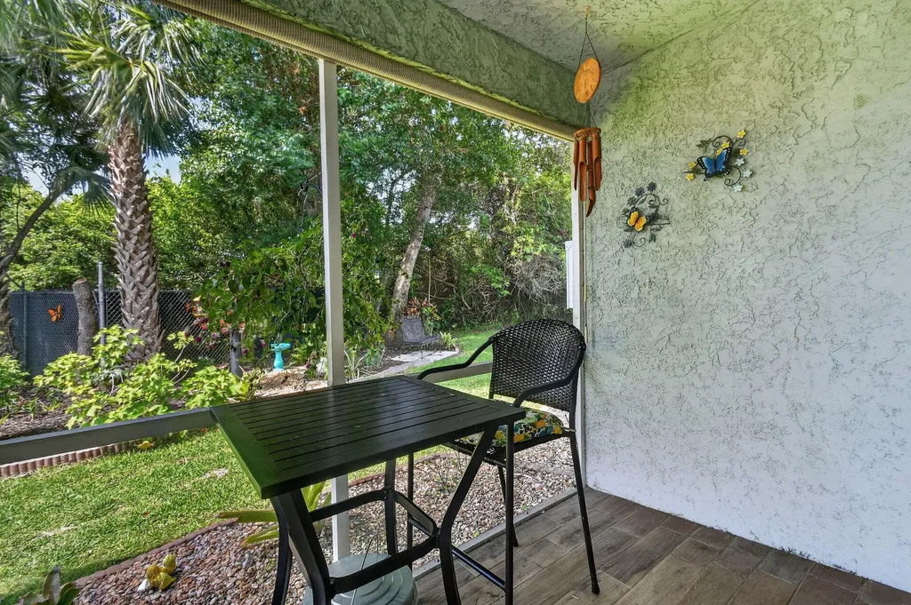 1646 SE Green Acres Circle Port St Lucie FL 34952