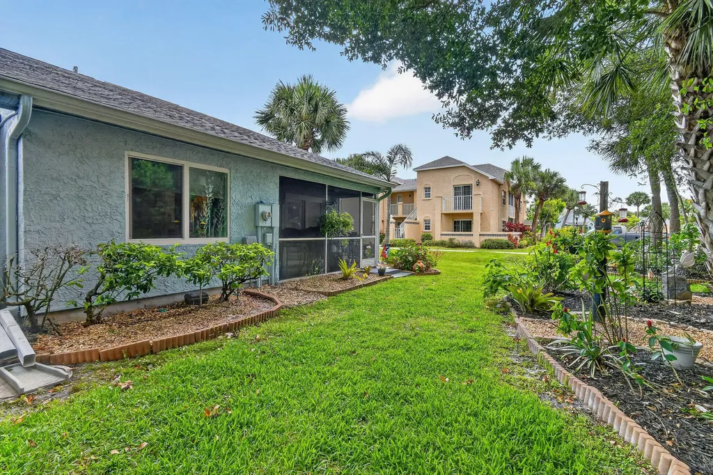 1646 SE Green Acres Circle Port St Lucie FL 34952