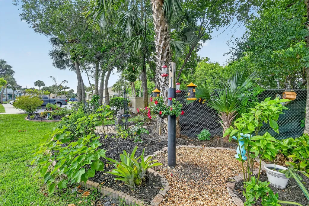 1646 SE Green Acres Circle Port St Lucie FL 34952