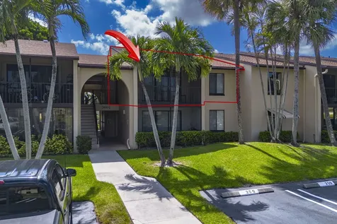 610 Sea Pine Way Greenacres FL 33415