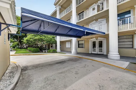 3525 Village Boulevard West Palm Beach FL 33409