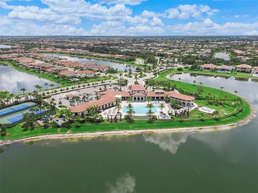 12245 N Baypoint Circle Parkland FL 33076