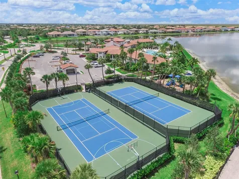 12245 N Baypoint Circle Parkland FL 33076