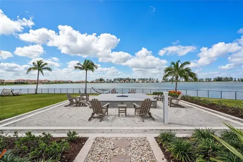 12245 N Baypoint Circle Parkland FL 33076