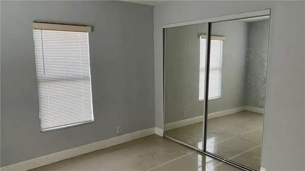 163 SW 5th Street Deerfield Beach FL 33441