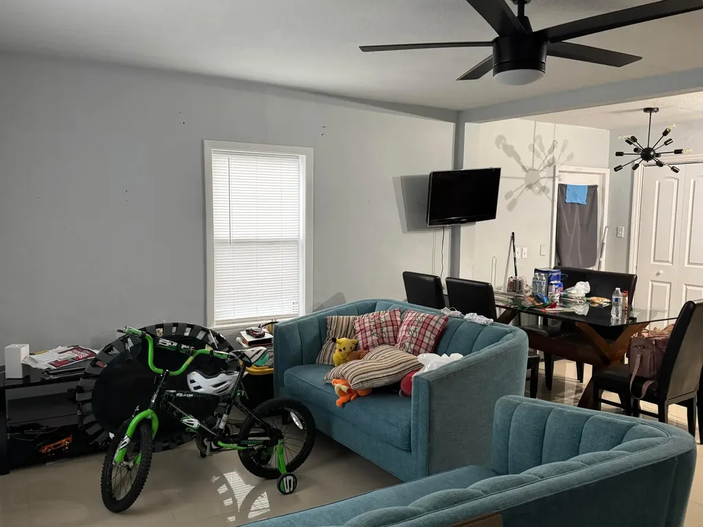 163 SW 5th Street Deerfield Beach FL 33441