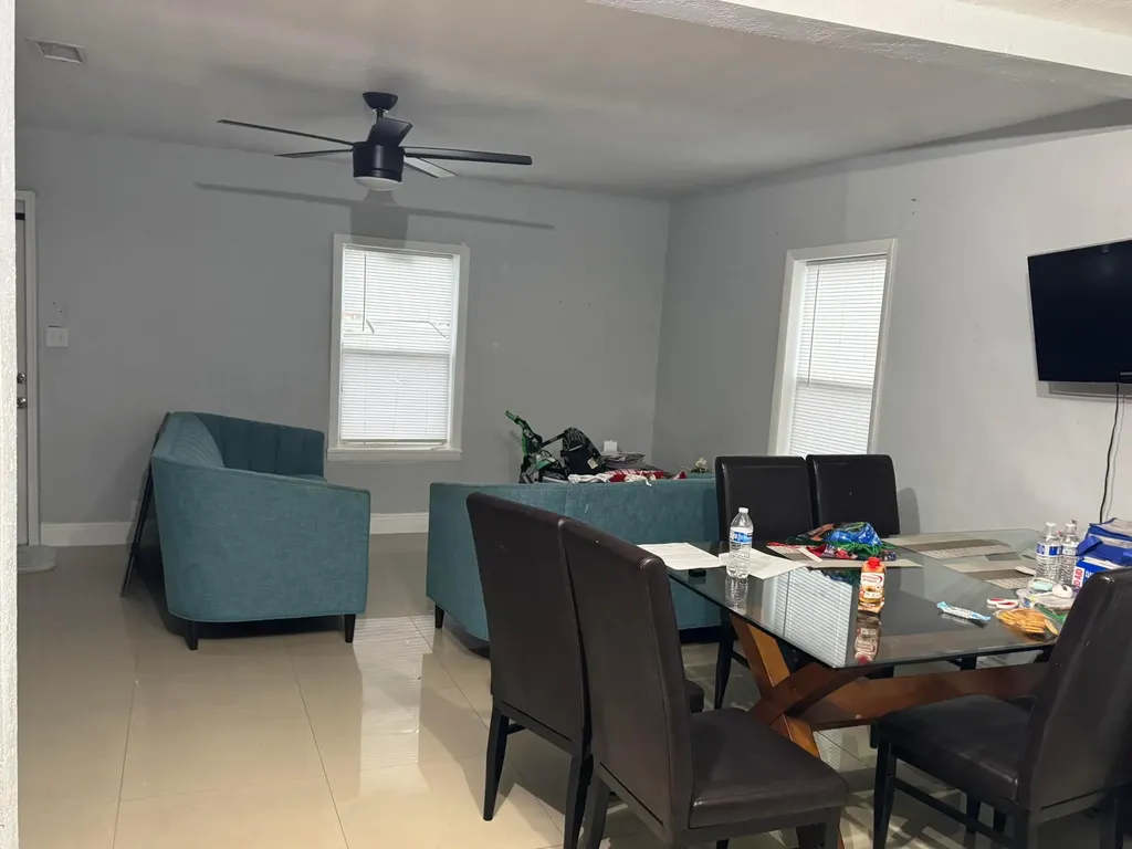 163 SW 5th Street Deerfield Beach FL 33441