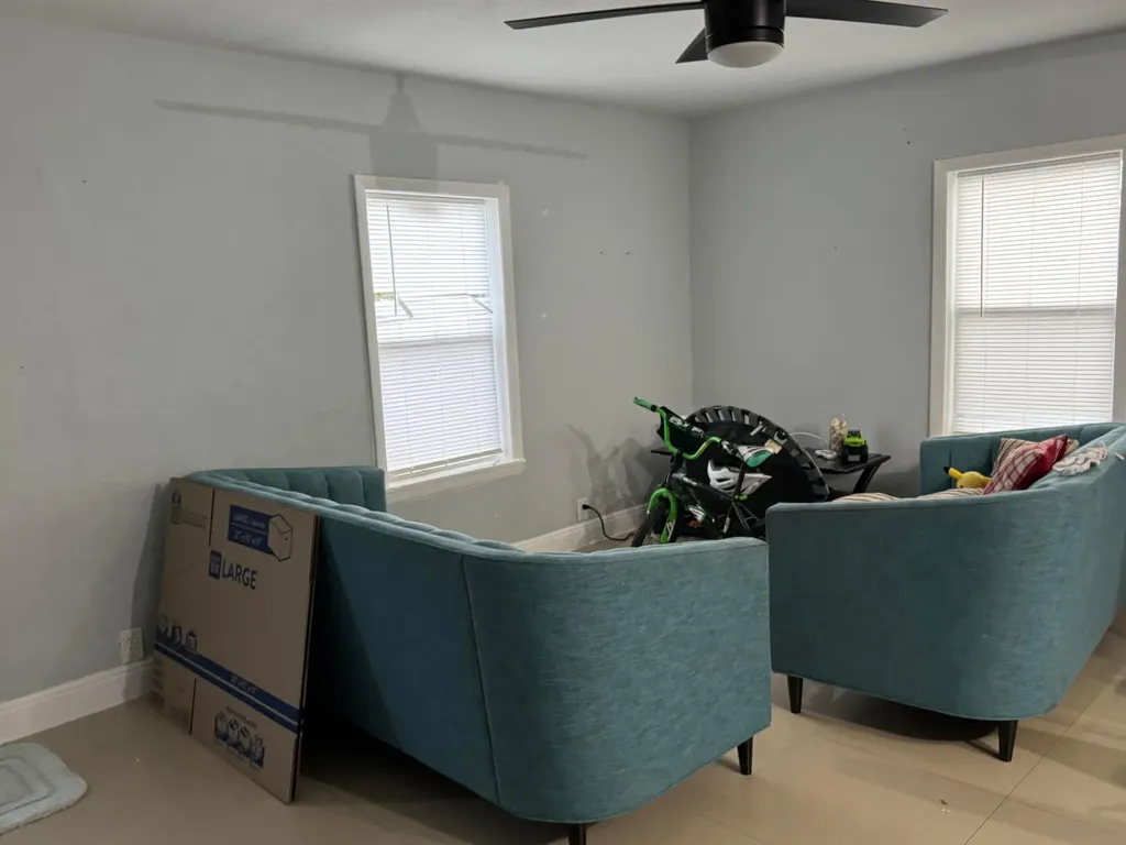 163 SW 5th Street Deerfield Beach FL 33441